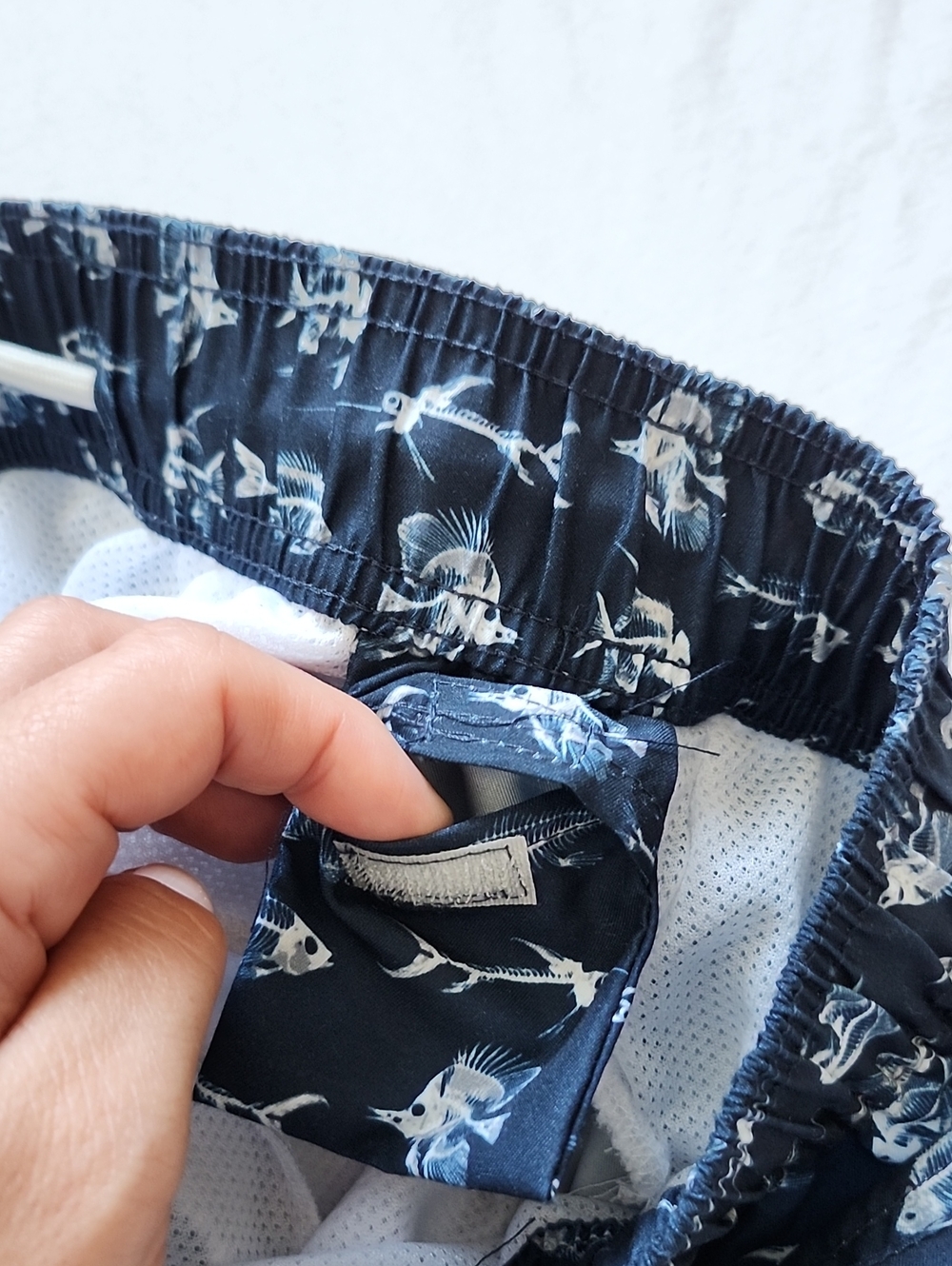 NWT Beach Bros Men's Black Fish Skeletons Print Swim Trunks Size Medium - Picture 10 of 12